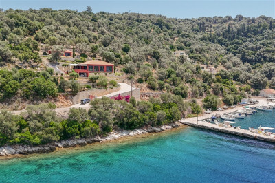 Meganisi Harbor Residence 01.jpg